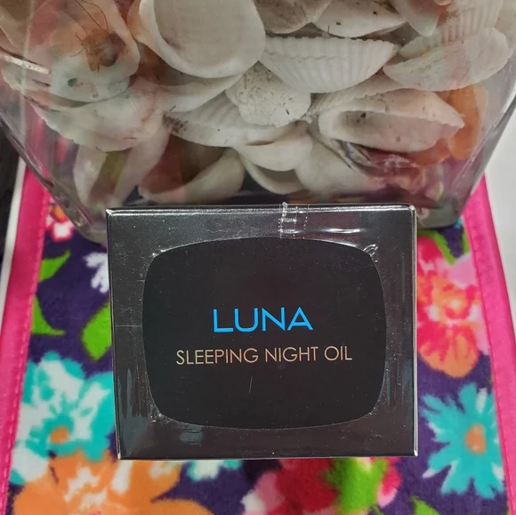 Luna Retinol sleeping night oil.0.5 oz new in box - Picture 9 of 12
